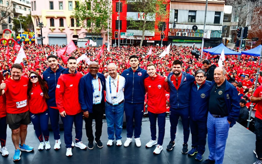 El Team Chile es ovacionado en el Gran Banderazo
