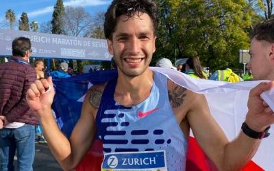 Carlos Díaz rompe el récord chileno de maratón y clasifica a París 2024